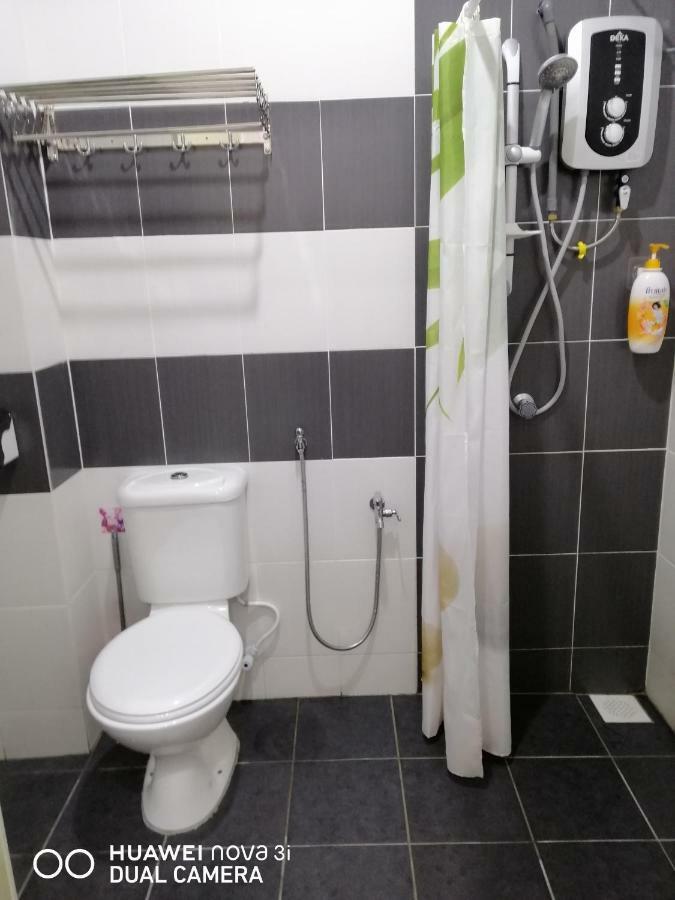 ברינצ'אנג Alyaleesya Homestay Teres מראה חיצוני תמונה