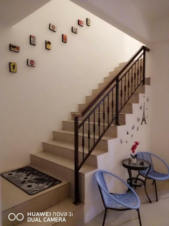 ברינצ'אנג Alyaleesya Homestay Teres מראה חיצוני תמונה